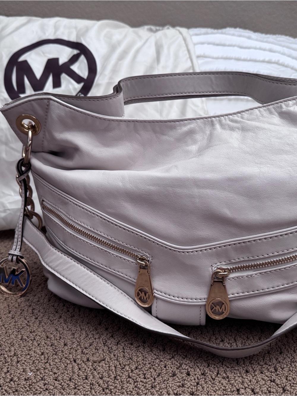 Michael Kors Off White Leather Purse Michael Kors Logo Charm with Gold Hardware